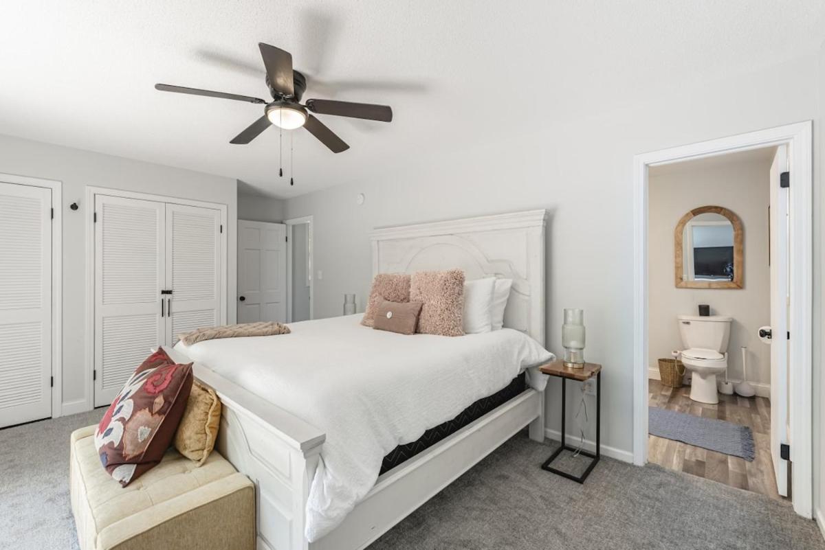 Coastal Comfort Meets Beachside Bliss Muskegon Extérieur photo