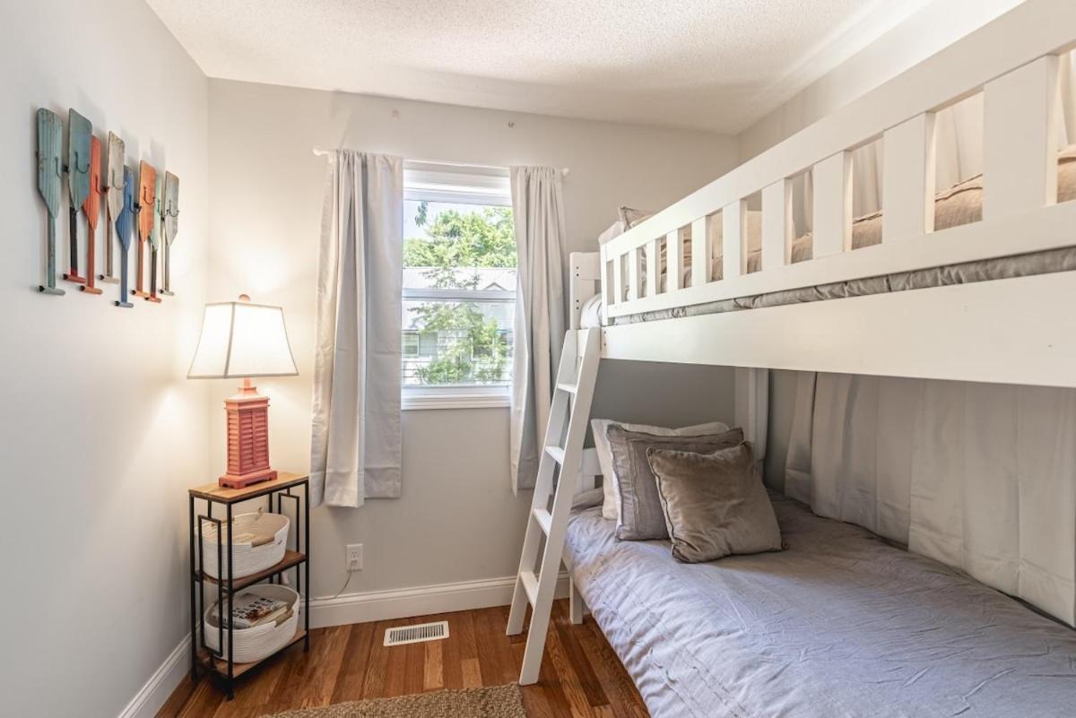 Coastal Comfort Meets Beachside Bliss Muskegon Extérieur photo